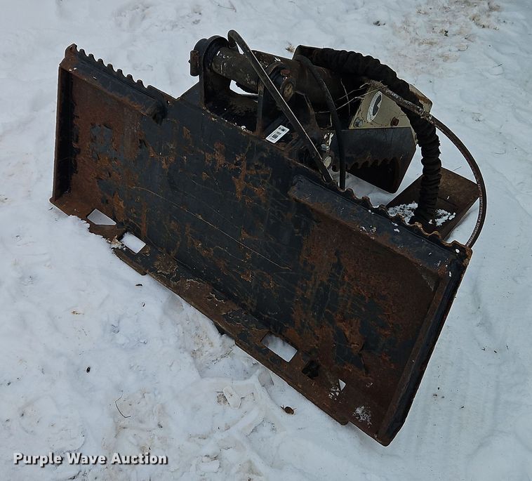 image for item EI8831 Daniels Manufacturing The Beak skid steer grapple