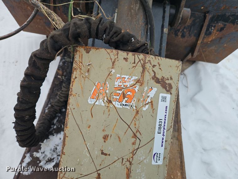 image for item EI8831 Daniels Manufacturing The Beak skid steer grapple