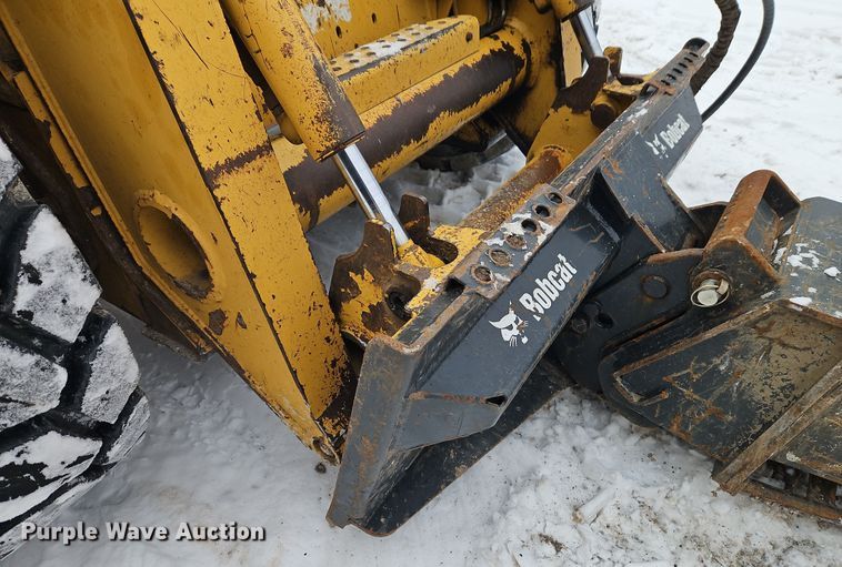 image for item EI8832 Bobcat HB 980 skid steer breaker