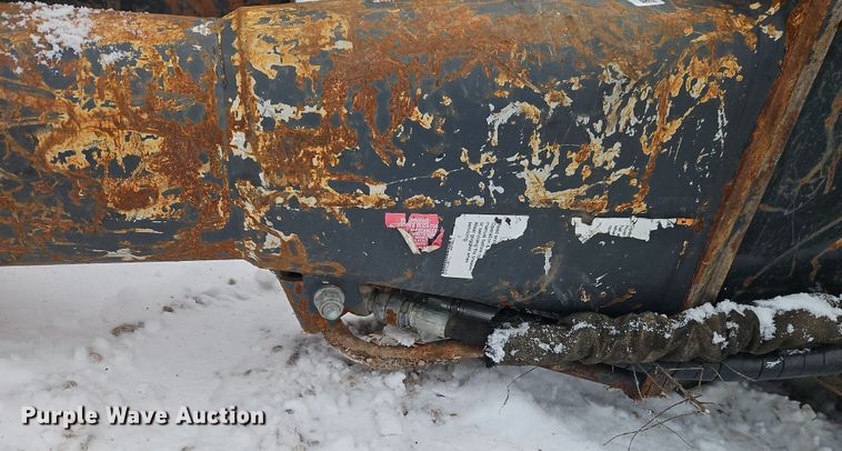 image for item EI8832 Bobcat HB 980 skid steer breaker