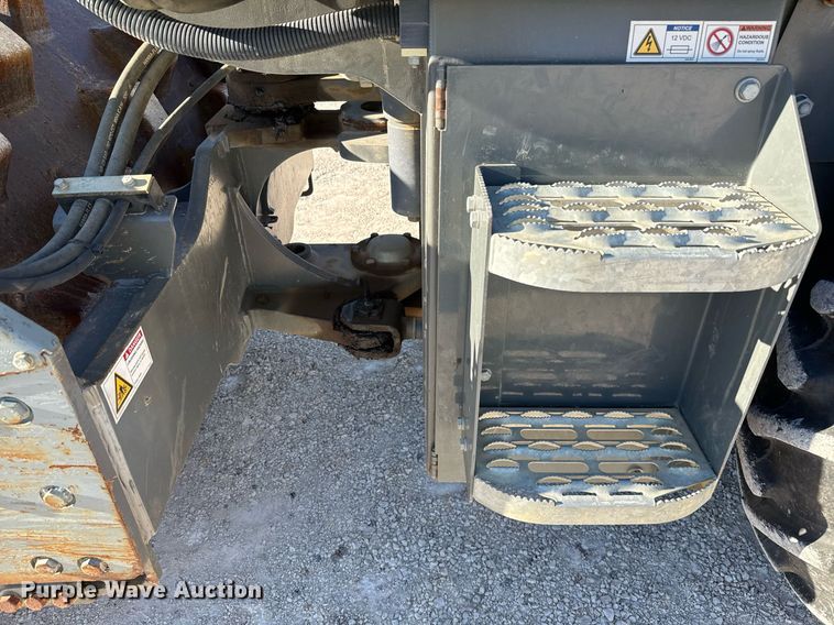 image for item EJ3390 2018 Wacker Neuson RC50P single drum vibratory roller