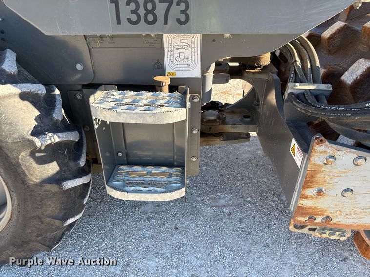 image for item EJ3390 2018 Wacker Neuson RC50P single drum vibratory roller