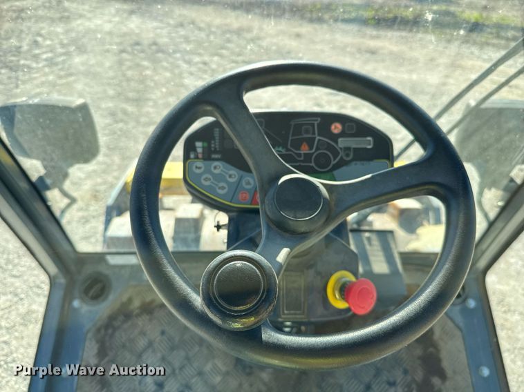 image for item EJ3390 2018 Wacker Neuson RC50P single drum vibratory roller