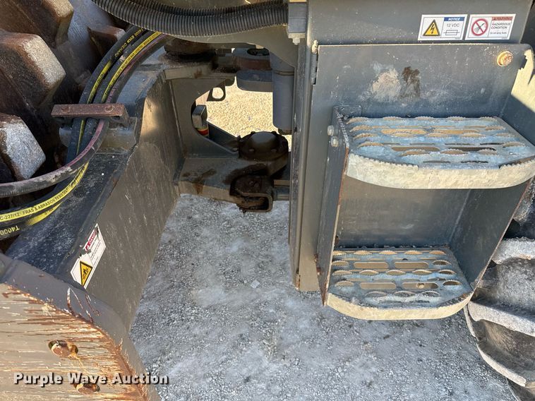 image for item EJ3400 2018 Wacker Neuson RC70P single drum vibratory roller