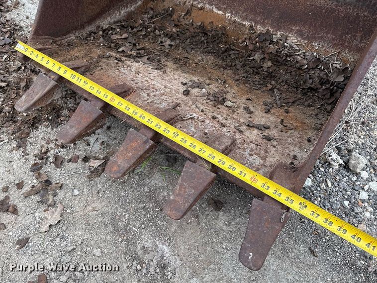 image for item EJ3479 TAG bucket