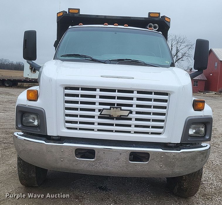image for item EJ5367 2003 Chevrolet C8500 dump truck