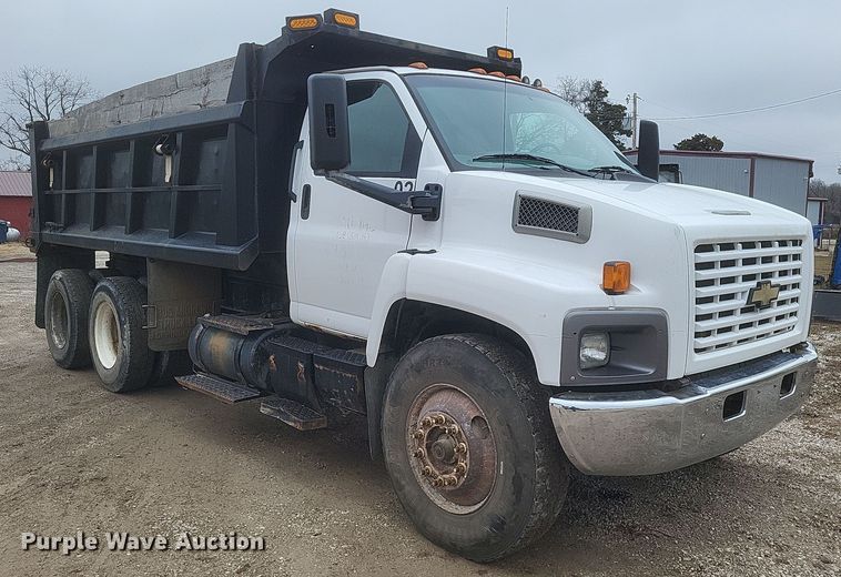 image for item EJ5367 2003 Chevrolet C8500 dump truck