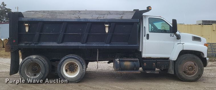 image for item EJ5367 2003 Chevrolet C8500 dump truck