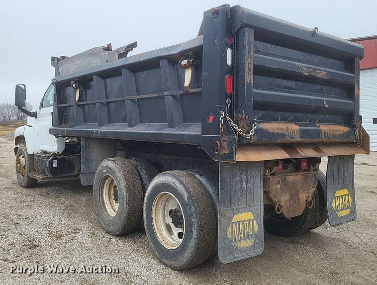 image for item EJ5367 2003 Chevrolet C8500 dump truck
