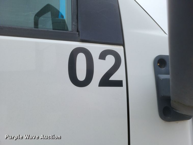 image for item EJ5367 2003 Chevrolet C8500 dump truck