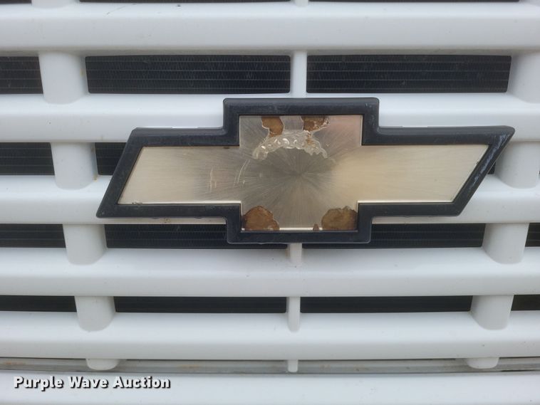 image for item EJ5367 2003 Chevrolet C8500 dump truck