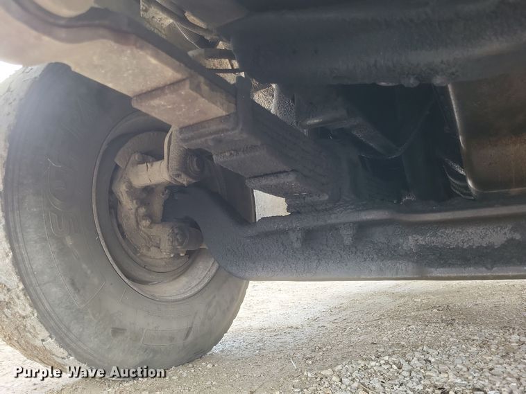 image for item EJ5367 2003 Chevrolet C8500 dump truck