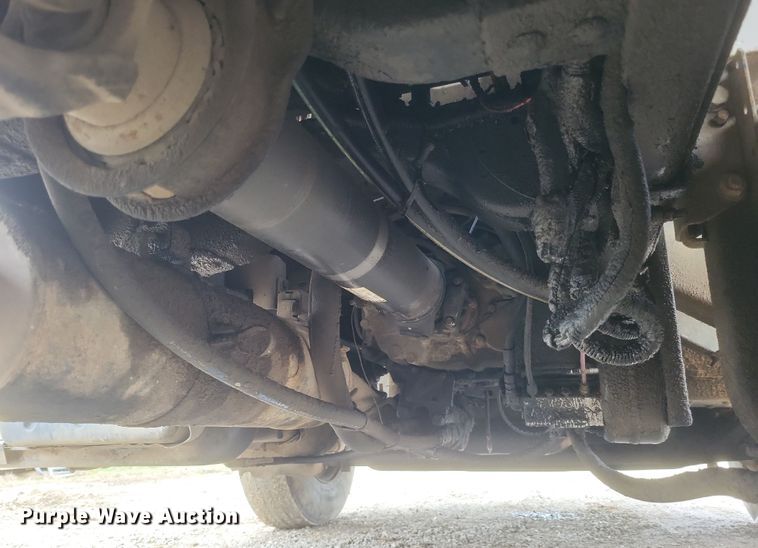 image for item EJ5367 2003 Chevrolet C8500 dump truck