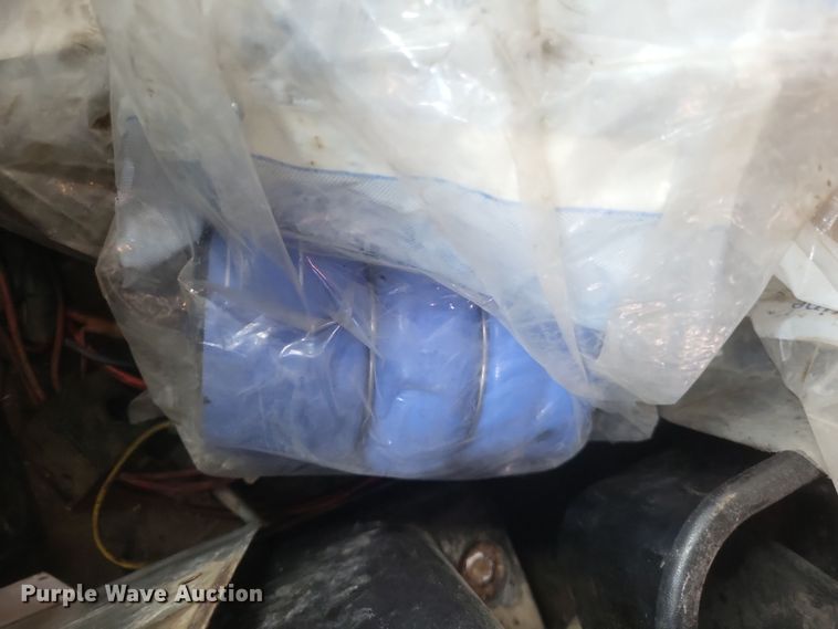 image for item EJ5367 2003 Chevrolet C8500 dump truck