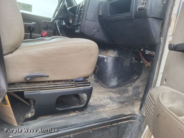 image for item EJ5367 2003 Chevrolet C8500 dump truck