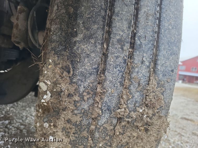 image for item EJ5367 2003 Chevrolet C8500 dump truck