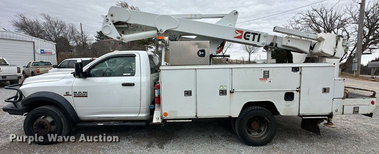 image for item EK0357 2014 Dodge Ram 5500HD bucket truck