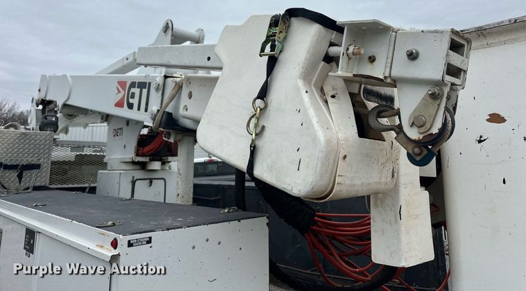 image for item EK0357 2014 Dodge Ram 5500HD bucket truck