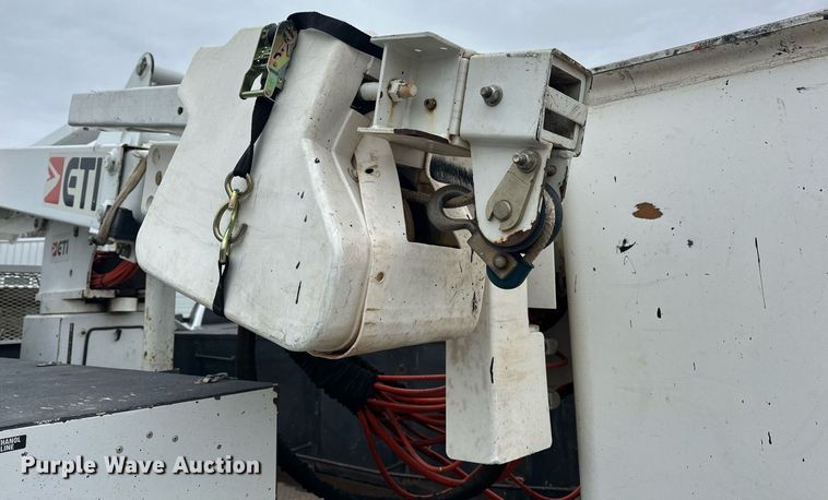 image for item EK0357 2014 Dodge Ram 5500HD bucket truck