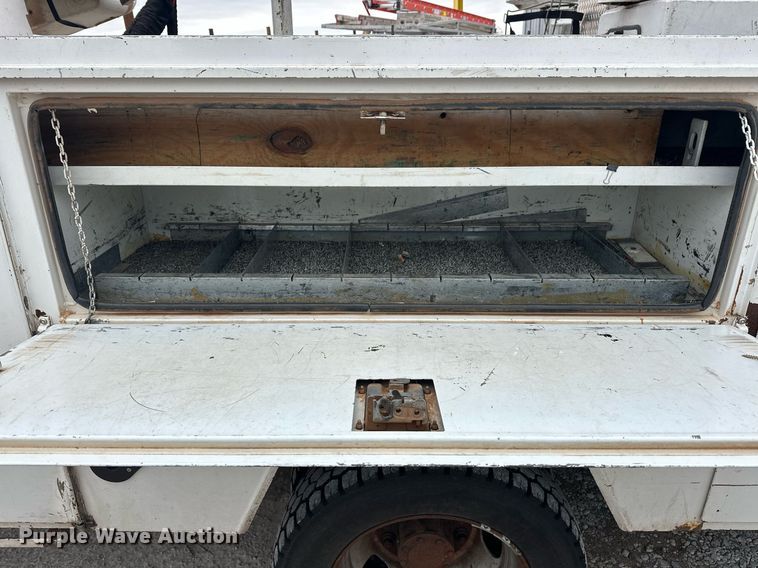 image for item EK0357 2014 Dodge Ram 5500HD bucket truck