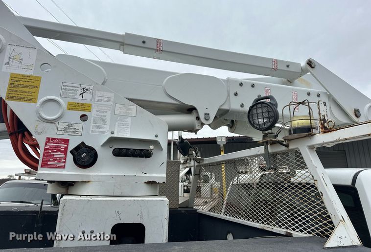 image for item EK0357 2014 Dodge Ram 5500HD bucket truck