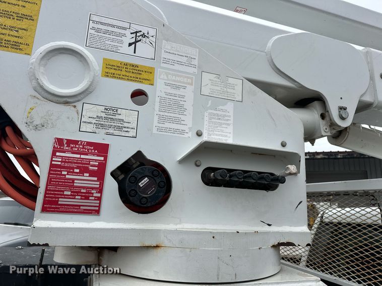 image for item EK0357 2014 Dodge Ram 5500HD bucket truck