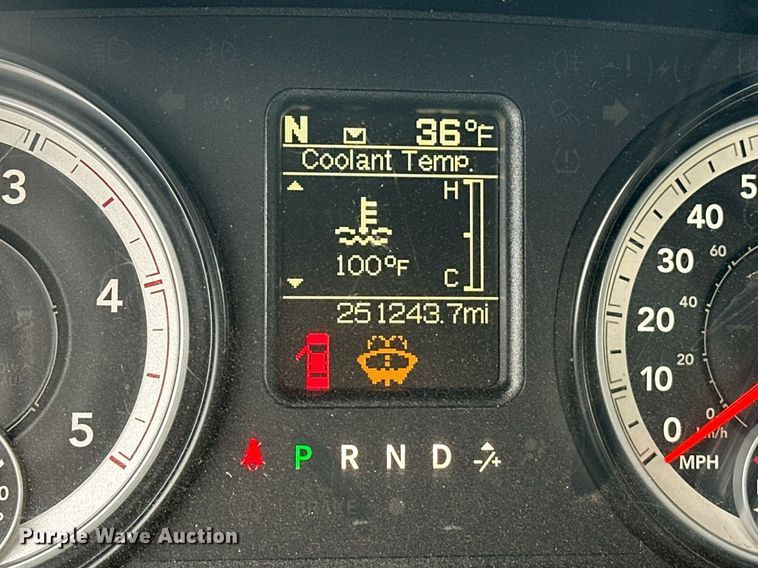 image for item EK0357 2014 Dodge Ram 5500HD bucket truck