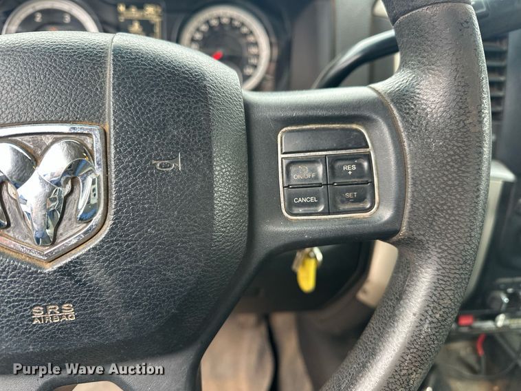 image for item EK0357 2014 Dodge Ram 5500HD bucket truck