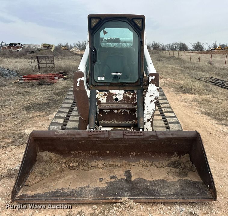image for item EK0365 2003 Bobcat T300 tracked skid steer loader