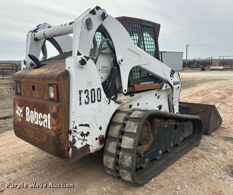 image for item EK0365 2003 Bobcat T300 tracked skid steer loader