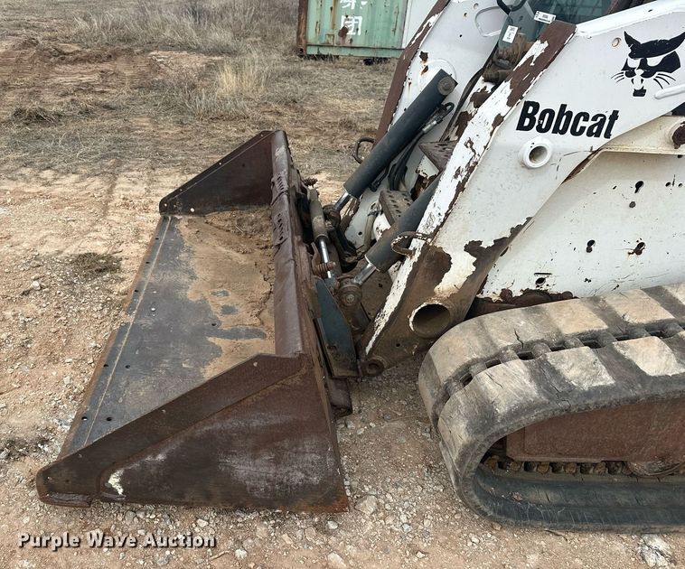 image for item EK0365 2003 Bobcat T300 tracked skid steer loader