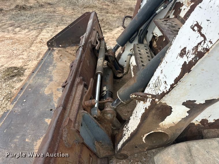 image for item EK0365 2003 Bobcat T300 tracked skid steer loader