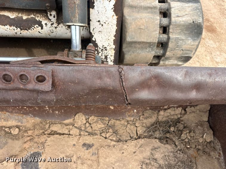 image for item EK0365 2003 Bobcat T300 tracked skid steer loader