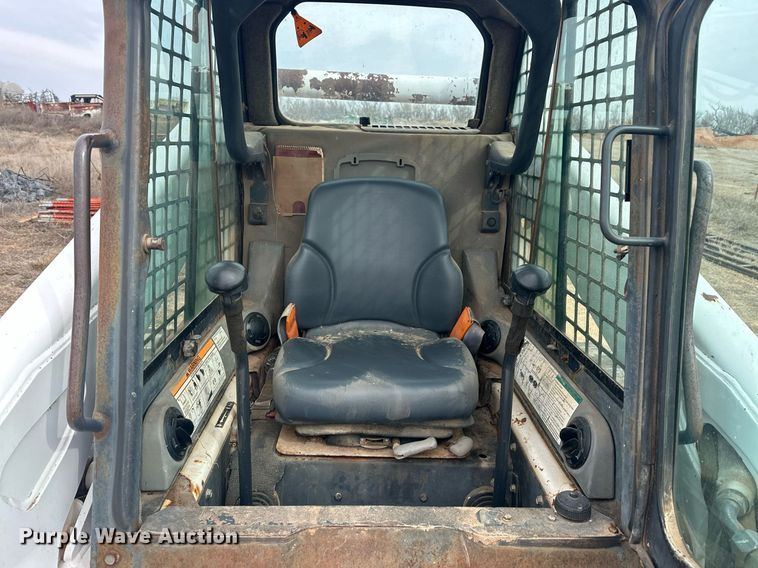 image for item EK0365 2003 Bobcat T300 tracked skid steer loader