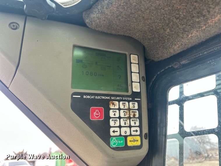 image for item EK0365 2003 Bobcat T300 tracked skid steer loader