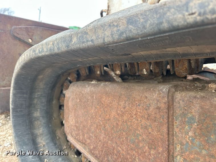 image for item EK0365 2003 Bobcat T300 tracked skid steer loader