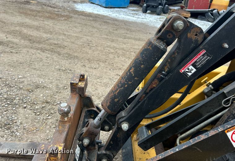 image for item EK2630 1996 Gravely Skidster 200 compact utility loader