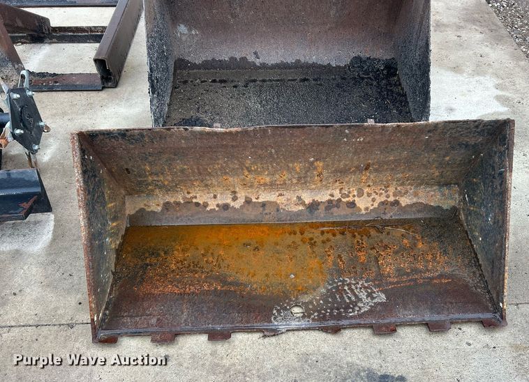 image for item EK2630 1996 Gravely Skidster 200 compact utility loader