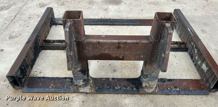 image for item EK2630 1996 Gravely Skidster 200 compact utility loader