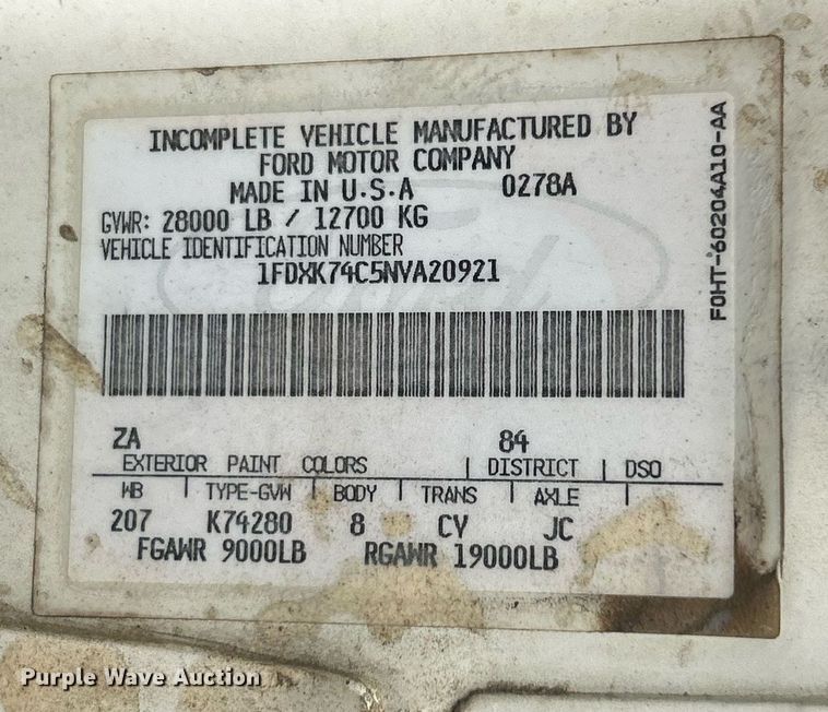 image for item EK2633 1992 Ford F700 fuel truck