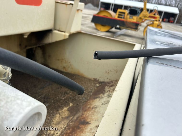 image for item EK2635 Ingersoll Rand PT120R pneumatic roller