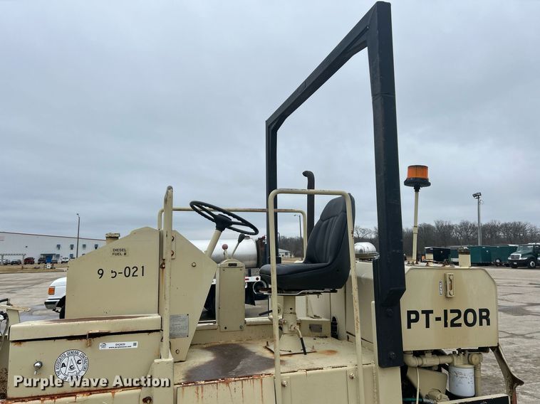 image for item EK2635 Ingersoll Rand PT120R pneumatic roller