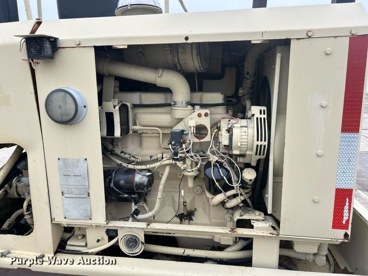 image for item EK2635 Ingersoll Rand PT120R pneumatic roller