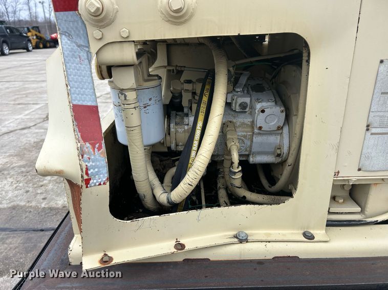 image for item EK2635 Ingersoll Rand PT120R pneumatic roller