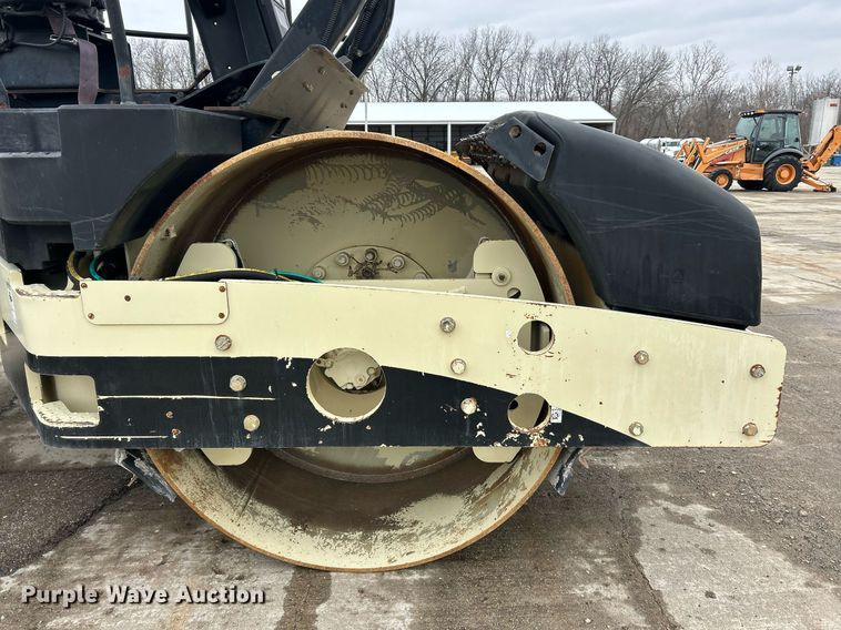 image for item EK2636 2007 Ingersoll Rand DD118HF double drum vibratory roller