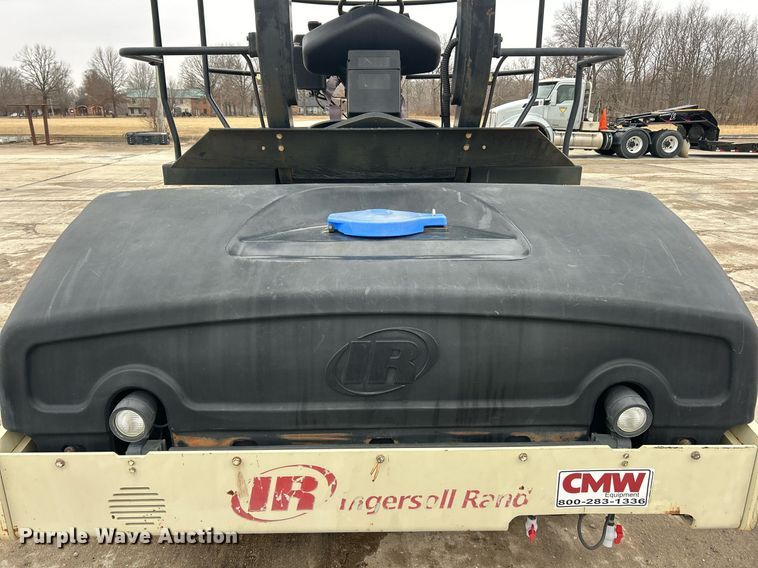 image for item EK2636 2007 Ingersoll Rand DD118HF double drum vibratory roller