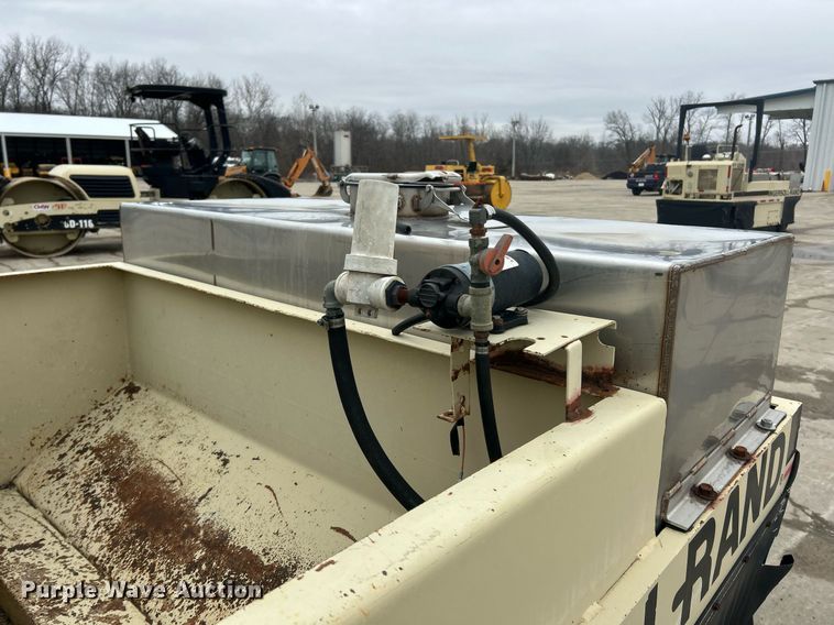 image for item EK2638 Ingersoll Rand PT120R pneumatic roller