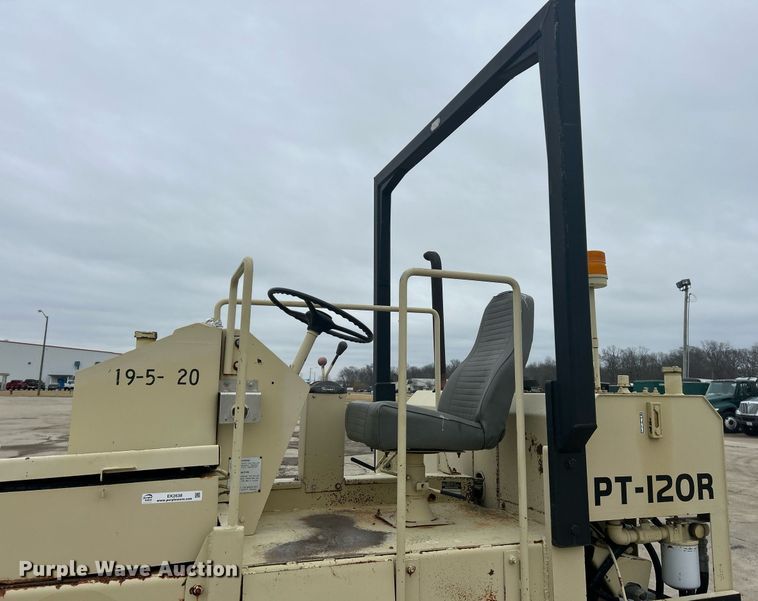 image for item EK2638 Ingersoll Rand PT120R pneumatic roller