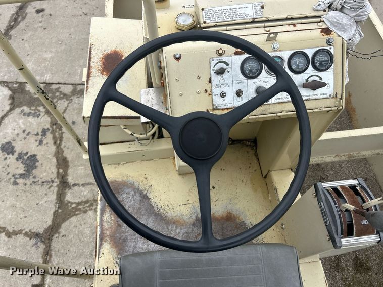 image for item EK2638 Ingersoll Rand PT120R pneumatic roller