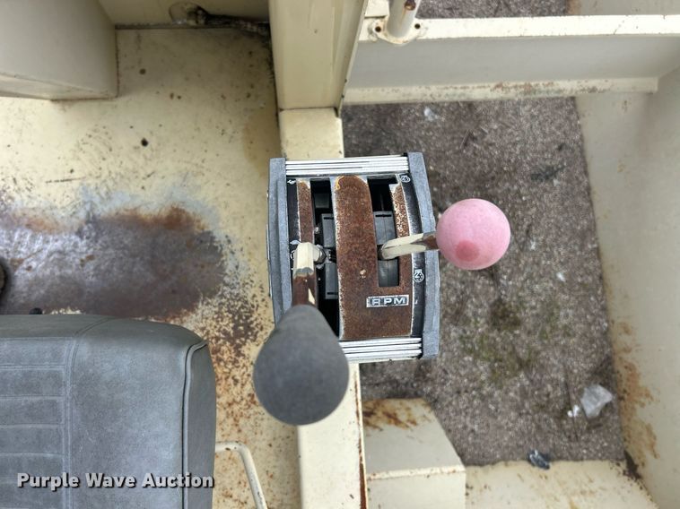 image for item EK2638 Ingersoll Rand PT120R pneumatic roller